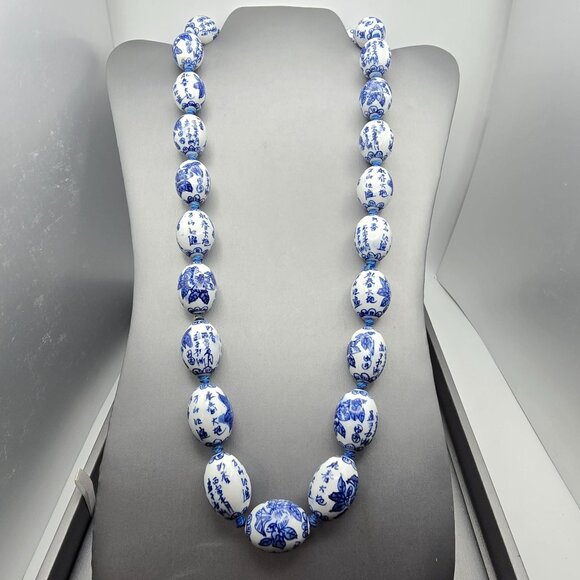 VTG Chinese Export Blue & White Porcelain Bead Necklace 26" Handtied Silk String - Picture 1 of 13